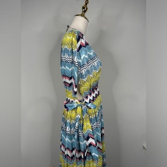 Gorgeous America and Beyond Chevron Pattern Beach Bathing Suit Coverup Dress - Picture 11 of 14
